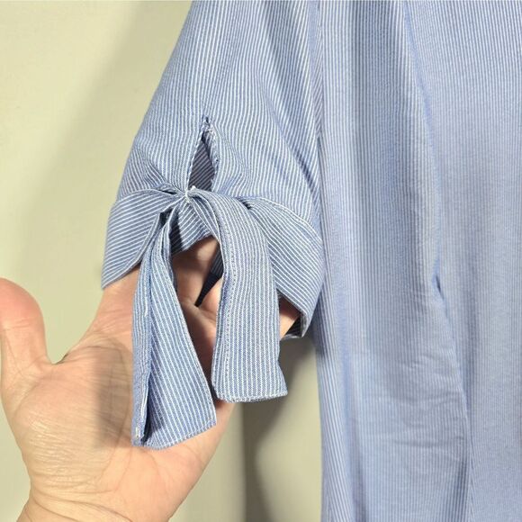 T Tahari Collared Button Down Dress Size 6 Blue Striped Midi Fit Flare - Picture 7 of 15